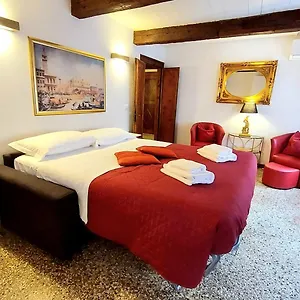 Apartment Palazzo Del Sale, Rialto, Venedig