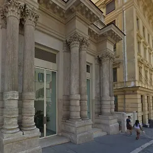 crispi-luxury-apartments-my-extra-home.it-romehotels.com/