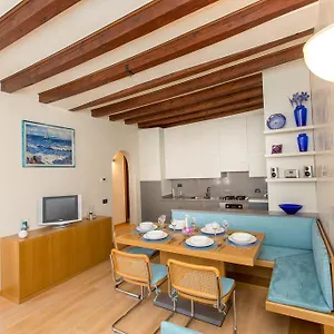 Apartment Appartament Salini - Near The Biennale, Venedig