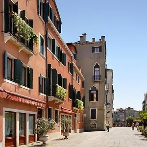 Palazzo Del Giglio ונציה
